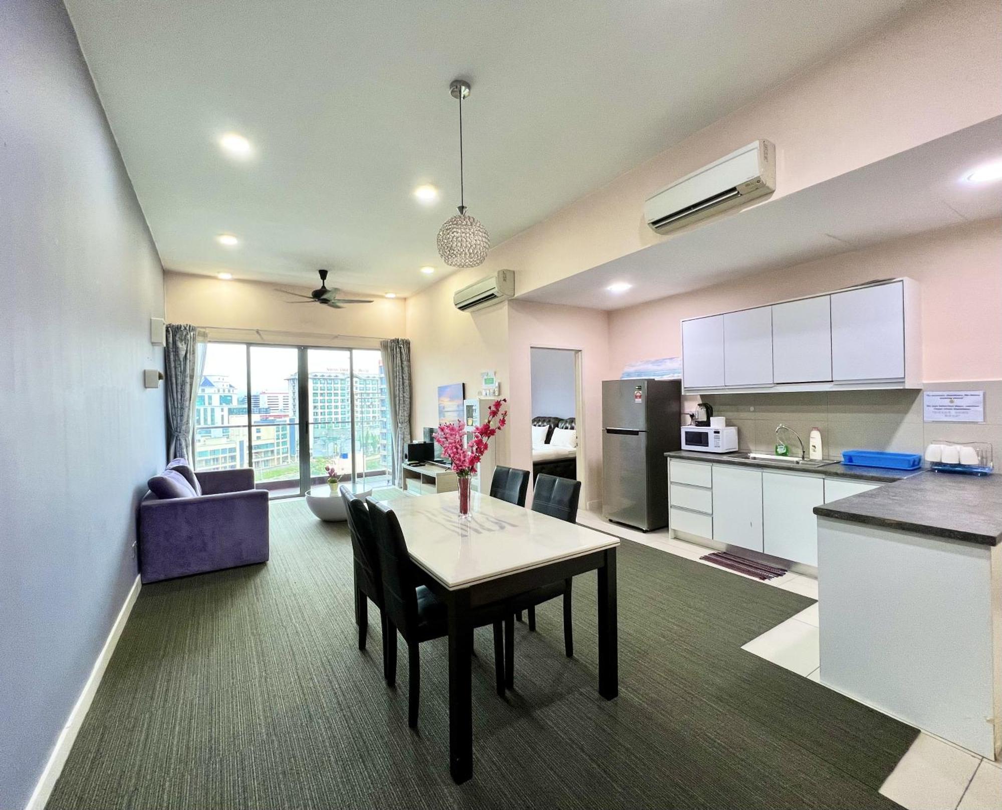 Margo Istay - The Loft Imago Kota Kinabalu Bagian luar foto